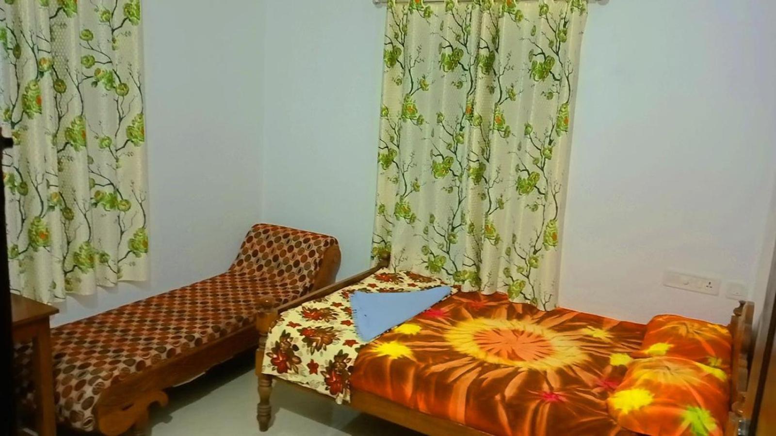 Karma Homestay Mundrothuruth Екстериор снимка